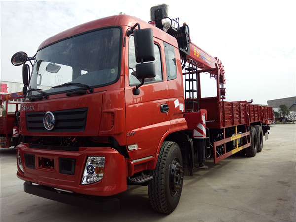 東風(fēng)后雙橋隨車(chē)吊