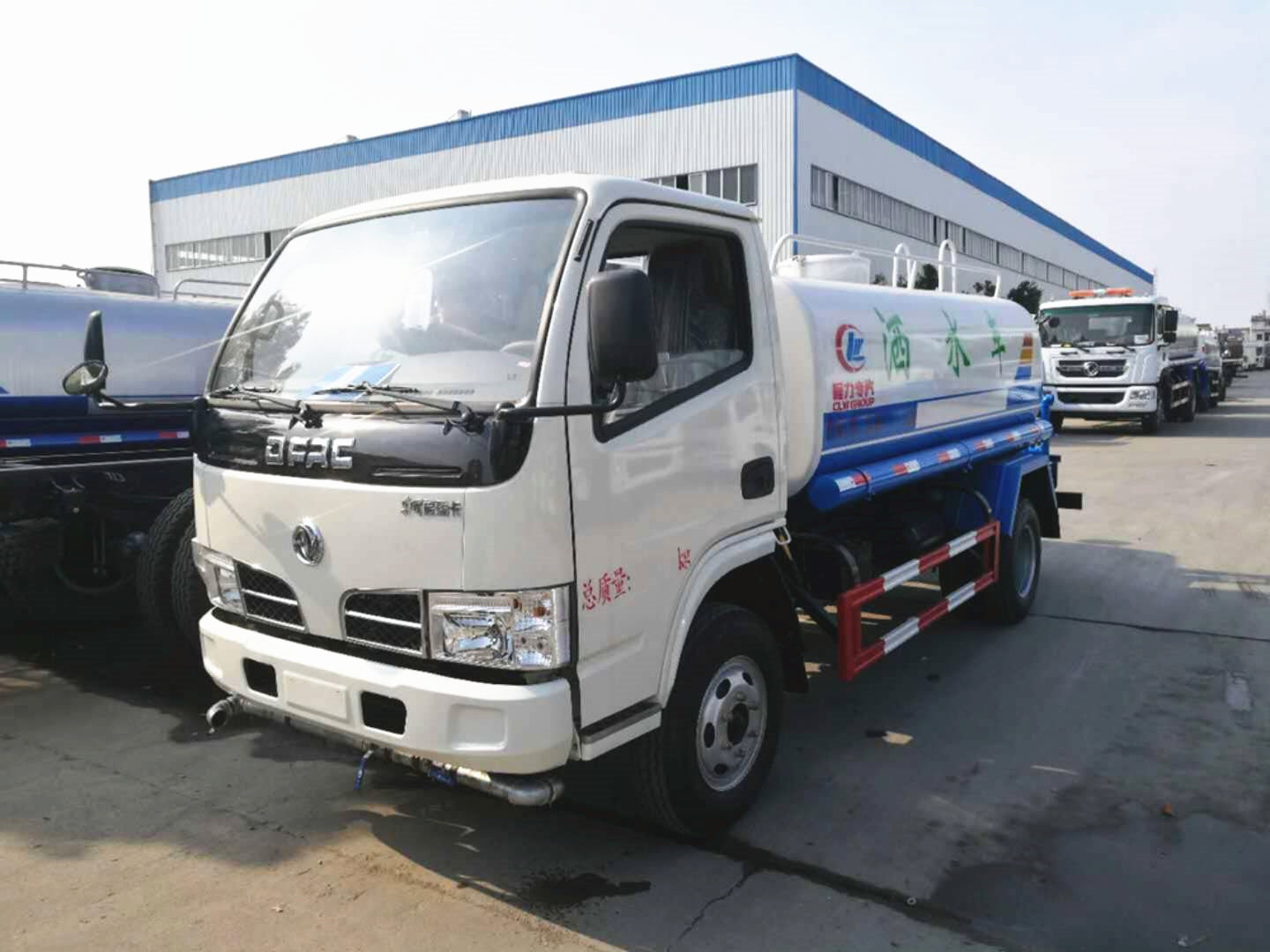 東風(fēng)5噸灑水車(chē) 東風(fēng)小區(qū)5噸綠化噴灑車(chē)