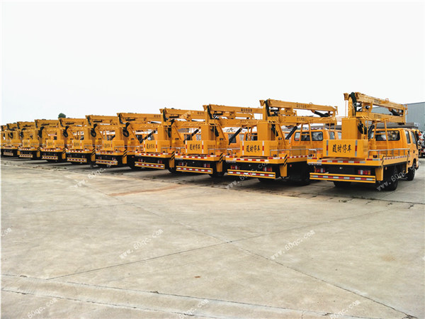江鈴雙排16米高空作業(yè)車(chē)