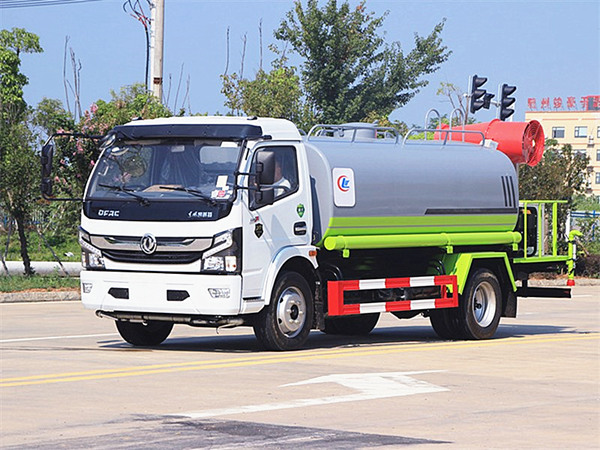 東風(fēng)凱普特K7霧炮車(chē)