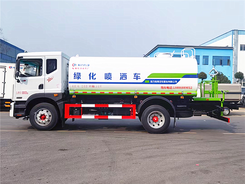 重慶用戶購(gòu)買東風(fēng)多利卡國(guó)六15噸灑水車