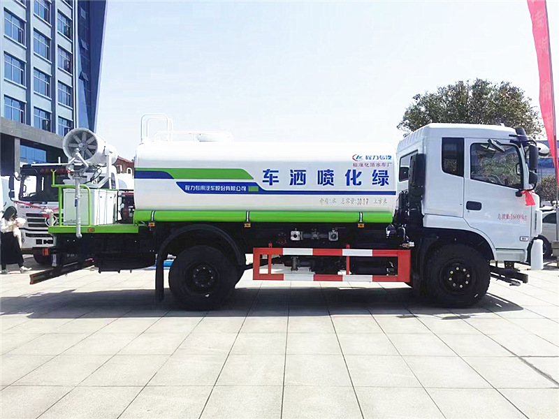 國(guó)六東風(fēng)商用12噸灑水車(chē)